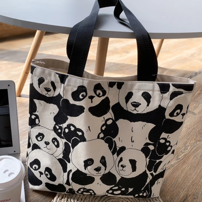 Original design Panda large capacity single shoulder canvas bag female student commuter backpack bag 2024 new model